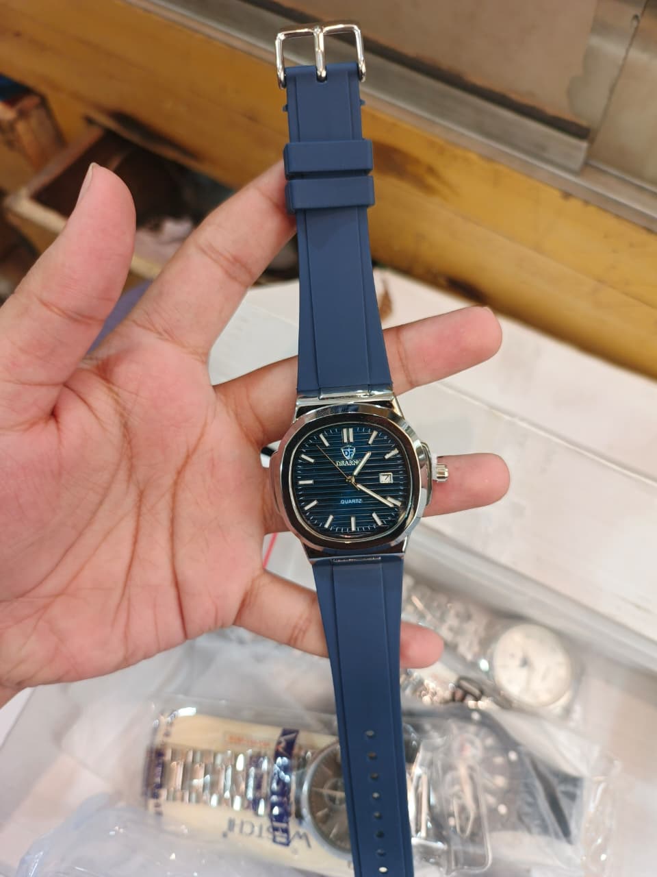 PRAANVI Men’s Luxury Watch